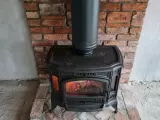 Чугунная печь-камин Kratki Koza K9 с порталом из старинного кирпича, фото 3